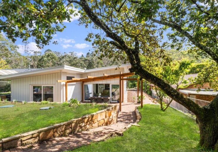 <h3>A Family Business You Can Trust</h3>
We’re a family-owned and operated company, delivering honest, old-fashioned service. From the initial consultation to handing over the keys, we’re with you every step of the way, ensuring your home is completed on time and within budget.